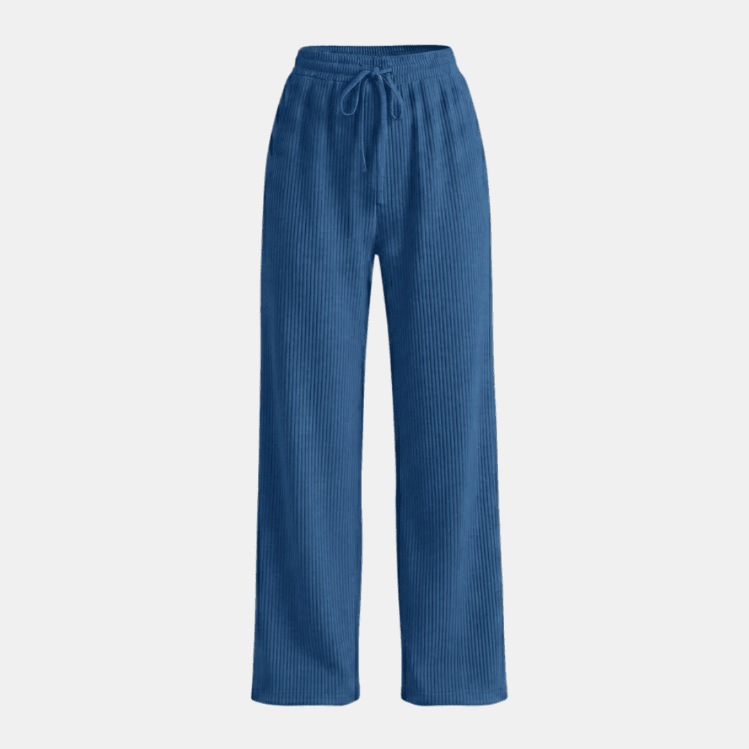 Women’s plissé wide-leg trousers by Tammy Bradley, stylish and flowy pants for women in a relaxed fit and elegant design.