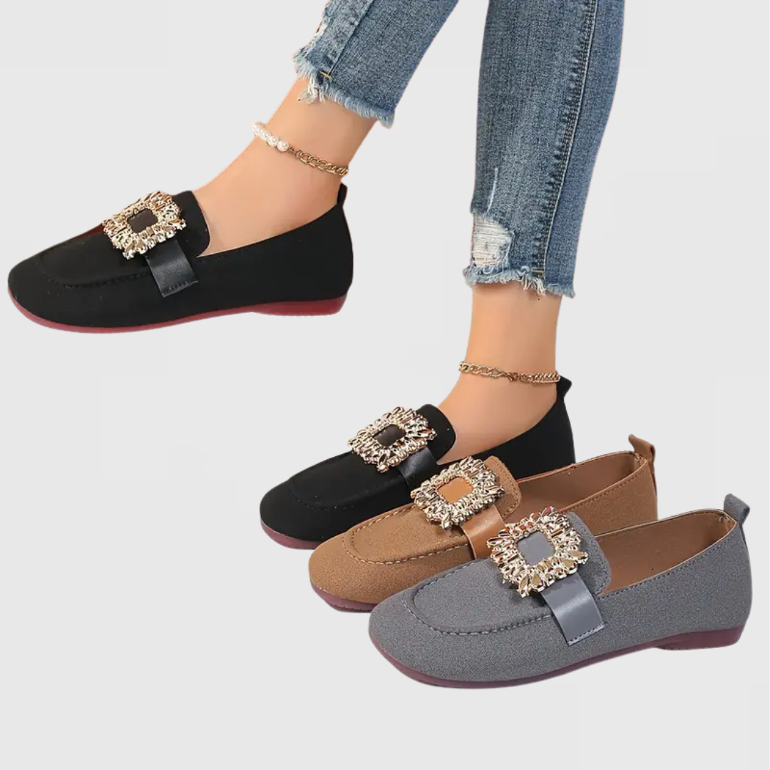 Women's orthopedic loafers with cushioned arch support and comfortable design, ideal for everyday wear.