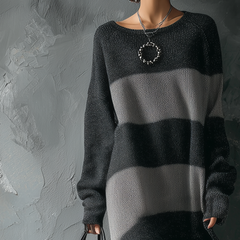 Retro round-neck contrast knitted midi dress by My Store, featuring a stylish design and fitted silhouette for elegant occasions.