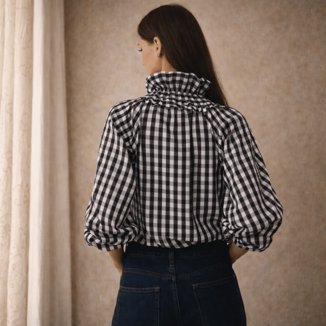 Tammy Bradley women's gingham ruffle oversized long-sleeve blouse, stylish top with ruffle details and relaxed fit.