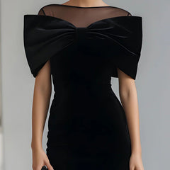 Elegant midi dress for women in velvet with a Bardot neckline, featuring a fitted waist and stylish silhouette.