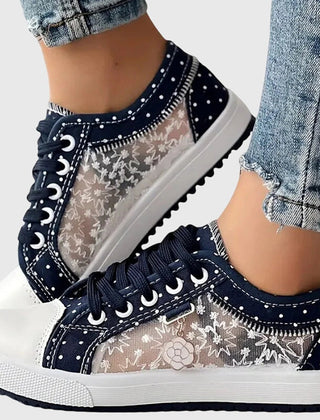 Breathable cushioned orthopedic sneakers for women with supportive design, ideal for comfort and everyday wear.