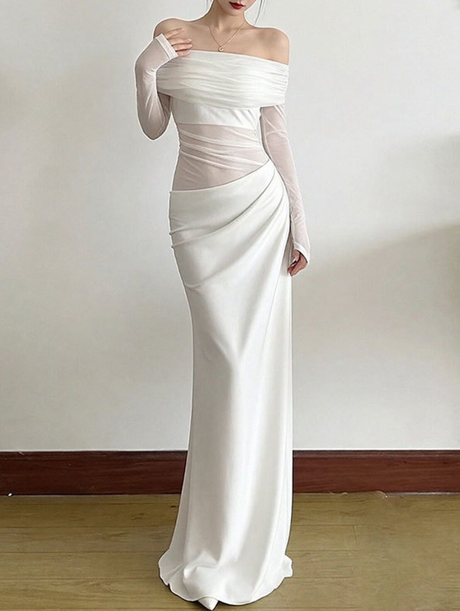 Elegant white French-style slim-fit dress from My Store, featuring a tailored silhouette and classic design.