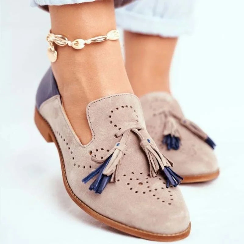 Women's orthopedic loafers with tassels, pointed toe, arch support, handmade, breathable, and stylish for spring.