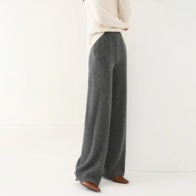 Wide-leg merino wool joggers for women, stylish and comfortable pants with a soft, cozy texture.