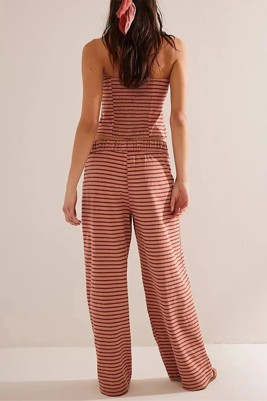 Women's knit wide-leg trousers from My Store, loose pull-on pants with a relaxed fit and soft knit fabric.