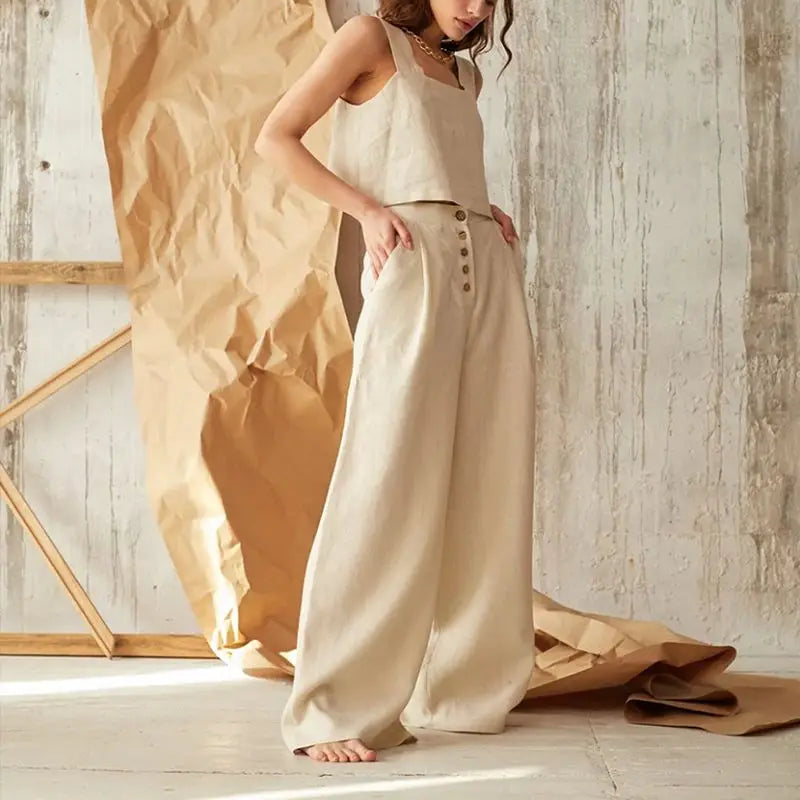 Women’s knit wide-leg elastic-waist trousers with a loose fit, featuring pull-on style and soft fabric.