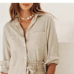 Light beige linen wide-leg trousers for women, loose pull-on style with relaxed fit and flowing fabric, casual and comfortable.