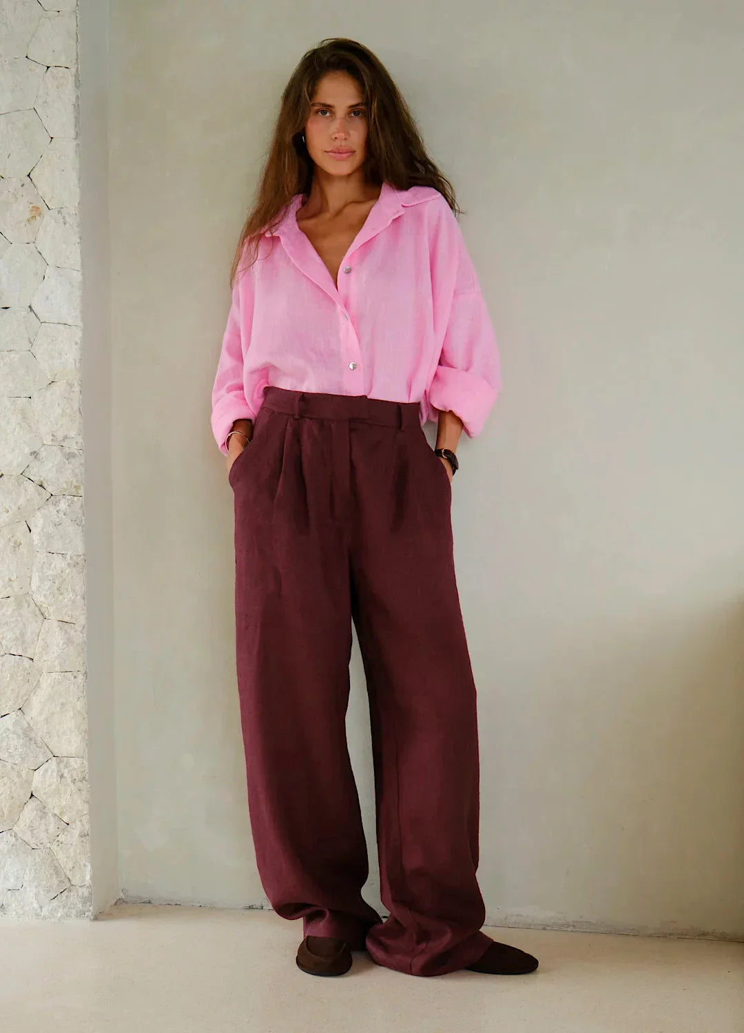 Women’s high-waist wide-leg linen blend trousers, loose pull-on pants with relaxed fit and lightweight fabric, in neutral color.