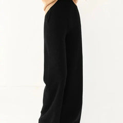 Women’s Merino wool joggers with wide-leg fit, comfortable pants made for casual wear and relaxed style.