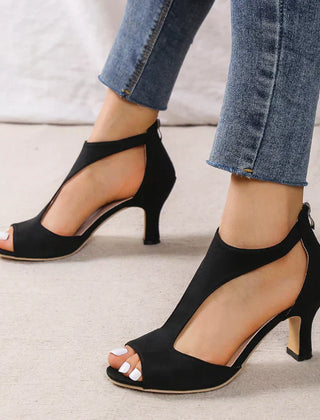 Comfortable women's orthopedic sandals with a heel and non-slip sole, designed for support and style.