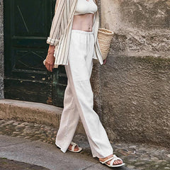 Knit wide-leg drawstring trousers for women, loose pull-on style in soft fabric, featuring a relaxed fit and comfortable waistband.