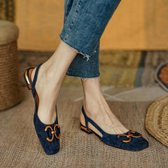 Orthopedic women's sandals with buckle adjustable strap and arch support, designed for comfort and foot health.