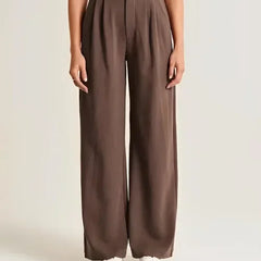 White wide-leg high-waist trousers for women, stylish and comfortable high-waist pants with a relaxed fit.