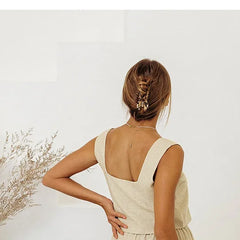 Light beige linen wide-leg trousers for women, loose pull-on style, relaxed fit, casual and comfortable daily pants.