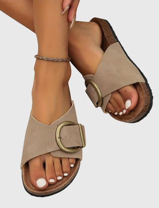 Women’s orthopedic sandals with adjustable buckle strap, supportive design, and cushioned sole for comfortable walking.