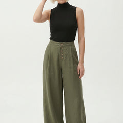 Women’s knit wide-leg elastic-waist trousers with a loose fit, shown in a casual, comfortable style.
