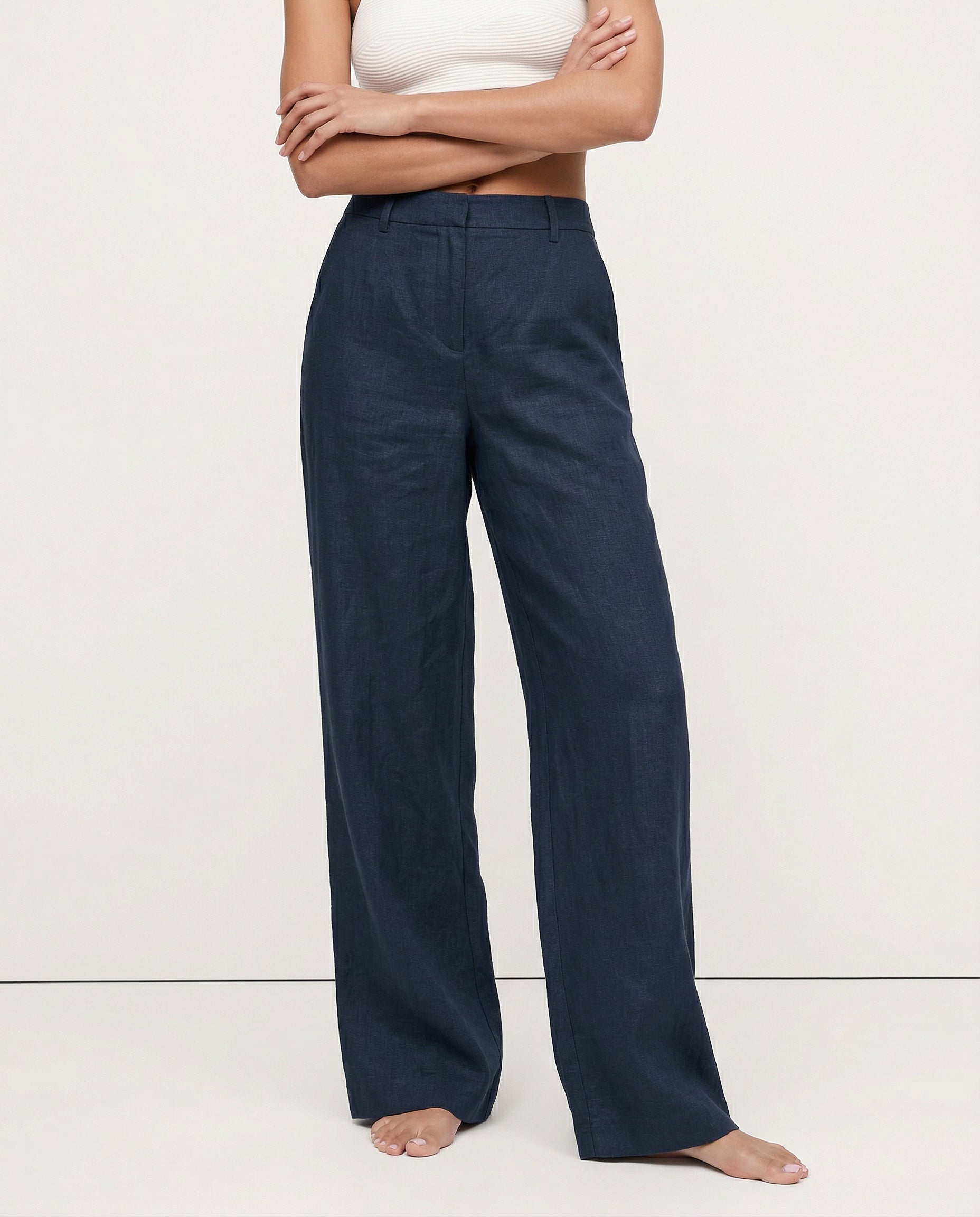 Women's high-waist linen blend wide-leg trousers, loose pull-on pants, showcasing soft, high-quality linen fabric and relaxed fit.