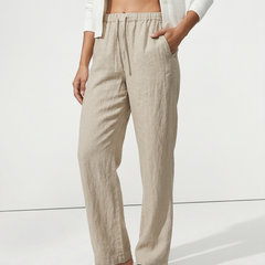 Women’s knit wide-leg drawstring trousers with a loose fit, featuring a comfortable pull-on design and casual style.